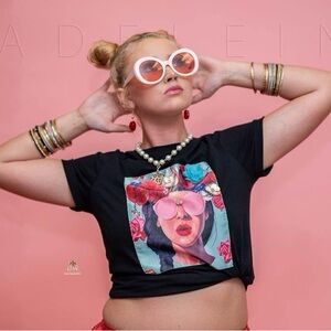 Black printed tshirt